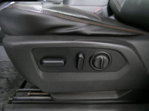 Used 2020 GMC Sierra 1500 AT4 image 18