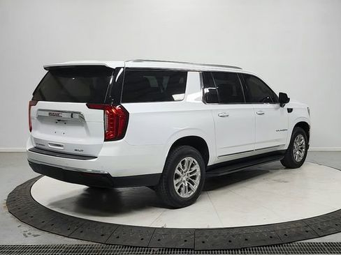 Used 2022 GMC Yukon XL SLT RWD image 7