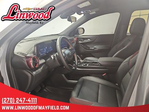 Used 2026 Chevrolet Equinox RS w/ LPO, Floor Liner Package AWD/4WD image 12