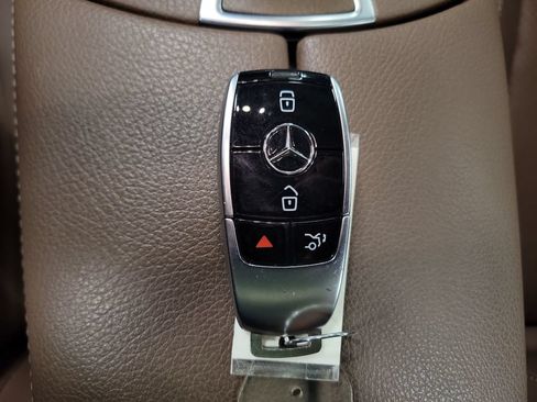 Used 2019 Mercedes-Benz E 450 4MATIC Sedan image 22