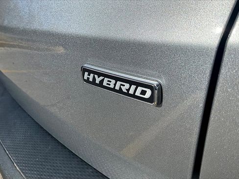 Used 2022 Ford Escape SE image 8