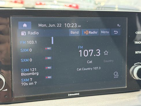 Used 2021 Hyundai Santa Fe SEL w/ Convenience Package AWD/4WD image 13