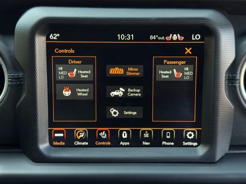 Used 2022 Jeep Wrangler Unlimited Rubicon 4xe w/ Cold Weather Group AWD/4WD image 29