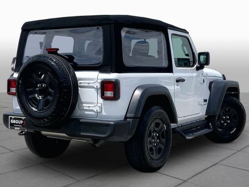 Used 2024 Jeep Wrangler Sport AWD/4WD image 12