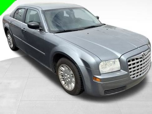 Used 2007 Chrysler 300 RWD image 1