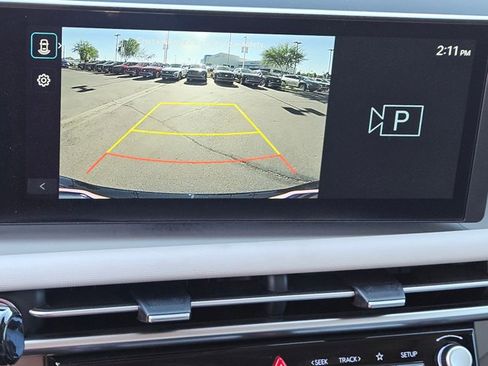 Certified 2025 Hyundai Tucson SEL image 12