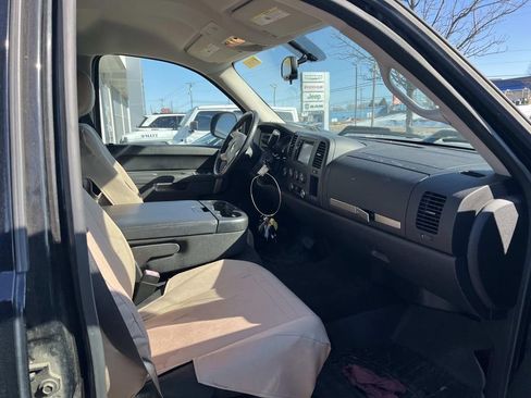 Used 2010 Chevrolet Silverado 1500 LT w/ Power Pack Plus image 11
