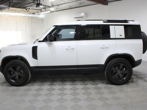 Used 2024 Land Rover Defender 110 S AWD/4WD image 29
