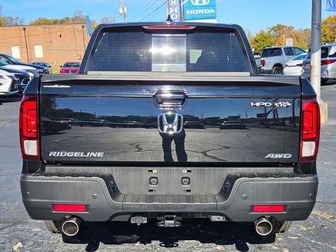 Used 2022 Honda Ridgeline Black Edition image 6
