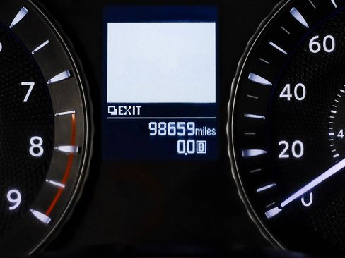 Used 2015 INFINITI Q70 L 3.7 w/ Technology Package image 67