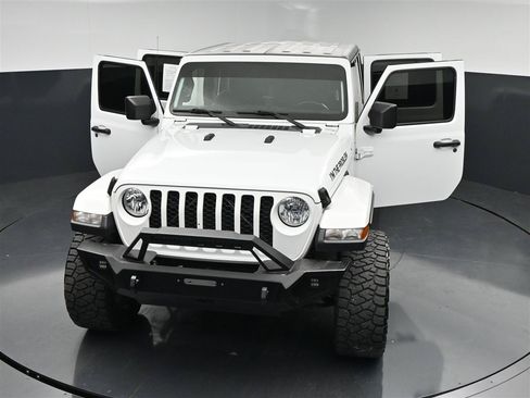 Used 2020 Jeep Gladiator Sport w/ Quick Order Package 24S AWD/4WD image 35