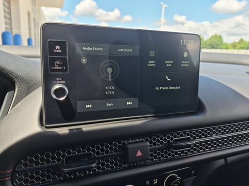 Certified 2026 Honda HR-V Sport image 18