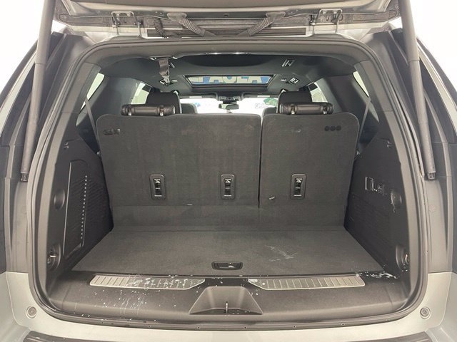 Used 2023 Chevrolet Tahoe RST w/ Luxury Package AWD/4WD image 15