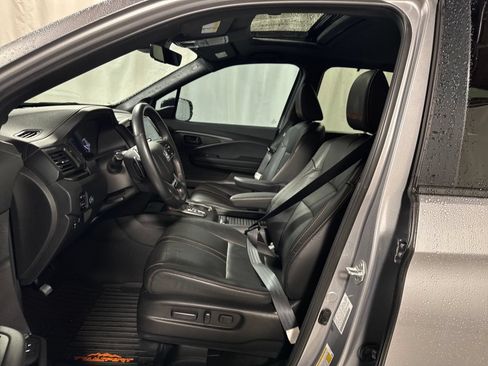 Certified 2022 Honda Passport TrailSport image 3