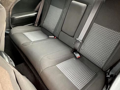 Used 2023 Dodge Challenger SXT image 11