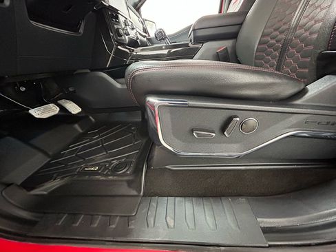 Used 2022 Ford F150 Lariat w/ Equipment Group 502A High AWD/4WD image 34