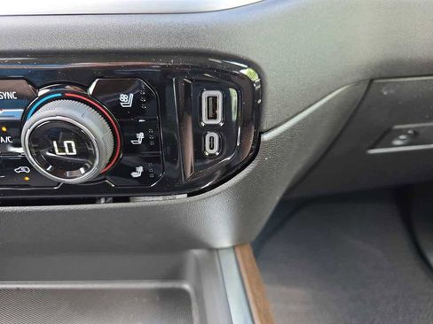 New 2026 Chevrolet Silverado 2500 High Country w/ High Country Premium Package AWD/4WD image 24
