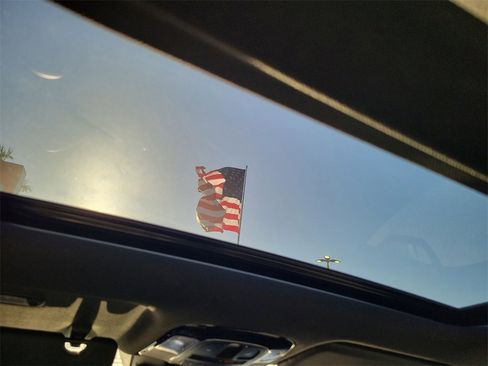 Used 2022 Hyundai Santa Cruz SEL Premium image 20