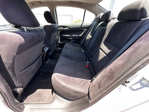 Used 2011 Honda Accord LX image 17