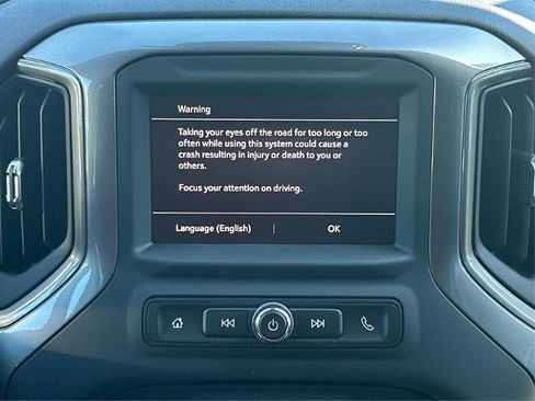 New 2025 GMC Sierra 2500 Pro w/ Convenience Package image 18