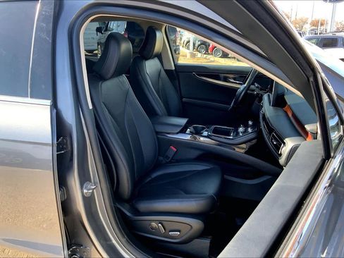 Used 2022 Lincoln Nautilus Reserve image 8