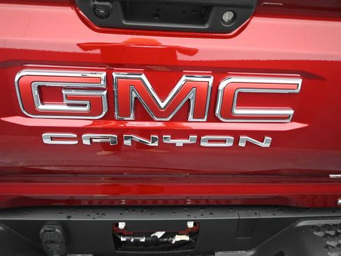 New 2026 GMC Canyon AT4 image 24