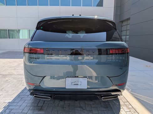 New 2026 Land Rover Range Rover Sport Dynamic SE AWD/4WD image 5