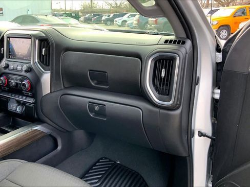 Used 2021 Chevrolet Silverado 1500 RST image 18
