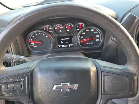Used 2024 Chevrolet Silverado 1500 Custom Trail Boss AWD/4WD image 21