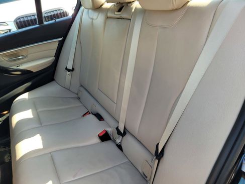 Used 2017 BMW 330i Sedan RWD image 16