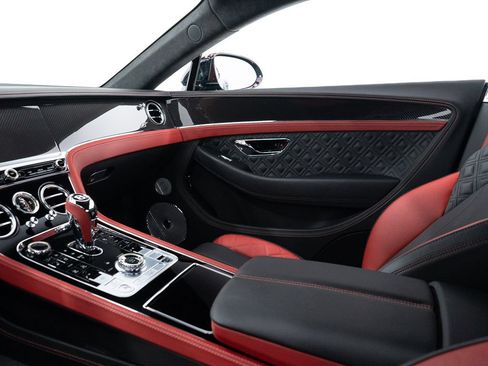 Certified 2023 Bentley Continental GT V8 AWD/4WD image 25