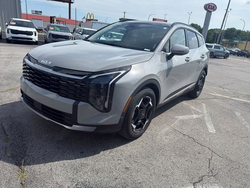 Used 2026 Kia Sportage EX w/ EX Panorama Roof Package FWD image 11