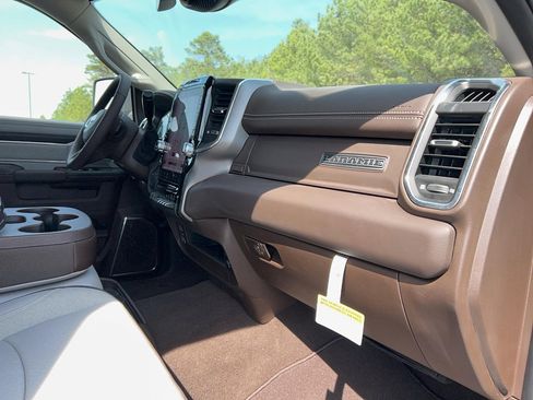 New 2025 RAM 2500 Laramie image 28