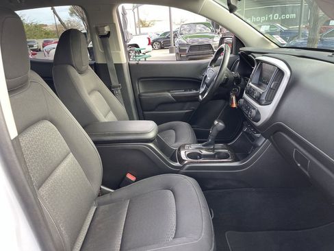 Used 2017 GMC Canyon SLE image 12