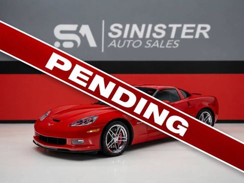 Used 2007 Chevrolet Corvette Z06 w/ Preferred Equipment Group RWD image 1