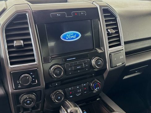 Used 2016 Ford F150 XLT w/ Equipment Group 302A Luxury AWD/4WD image 17