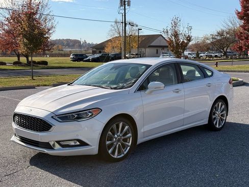 Used 2018 Ford Fusion Platinum image 4