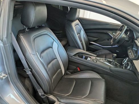 Certified 2021 Chevrolet Camaro LT RWD image 14