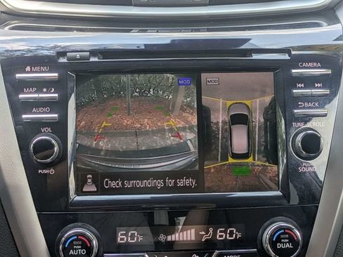 Used 2023 Nissan Murano SL w/ SL Moonroof Package FWD image 23