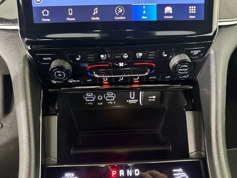 Used 2022 Jeep Grand Cherokee Trailhawk image 23