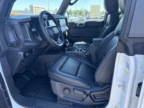 New 2026 Ford Bronco Badlands AWD/4WD image 9