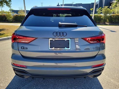 Certified 2025 Audi Q3 2.0T Premium w/ Convenience Package image 6