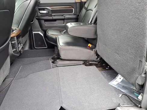 Used 2022 RAM 2500 Laramie image 31