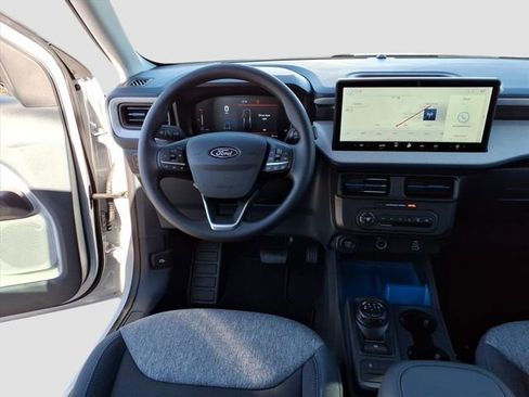 New 2025 Ford Maverick XLT image 10