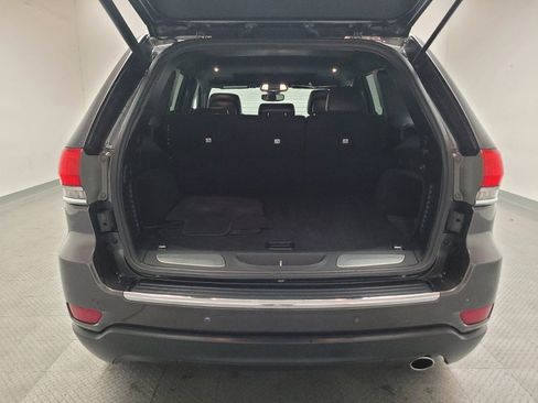 Used 2018 Jeep Grand Cherokee Limited image 29