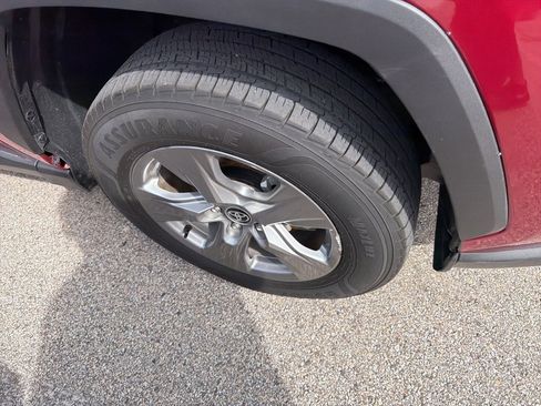 Used 2025 Toyota RAV4 XLE w/ Convenience Package image 13