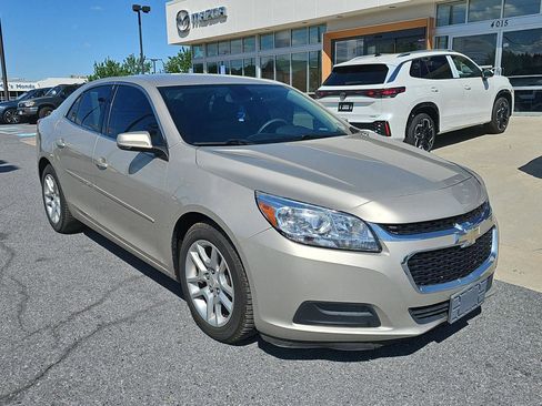 Used 2016 Chevrolet Malibu LT w/ Power Convenience Package FWD image 1