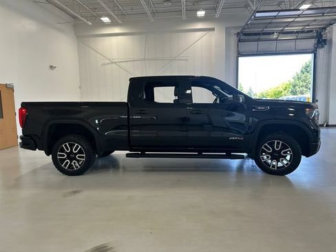 Used 2023 GMC Sierra 1500 AT4 AWD/4WD image 4