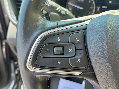 Used 2022 Buick Envision Essence w/ Sport Touring Package FWD image 12