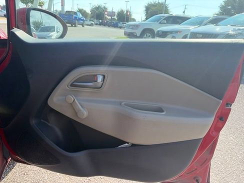 Used 2015 Kia Rio LX FWD image 11